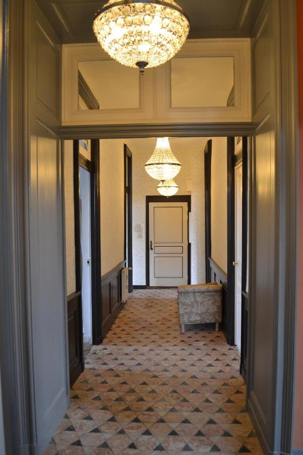 Appartement Appart'Chateau La Varenne Extérieur photo